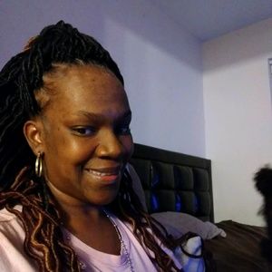 Meet your Posher, Kenyatta